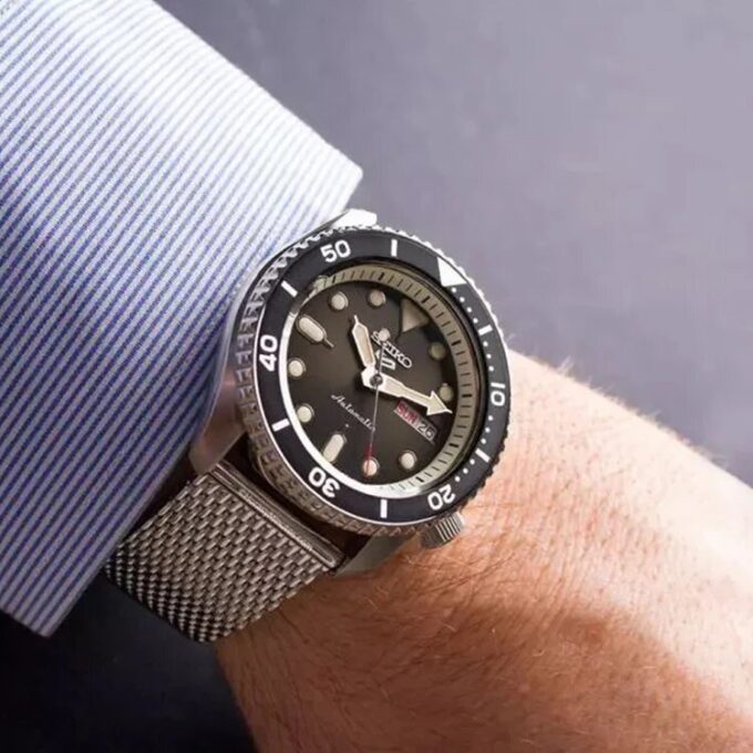 No. 5 42.5mm Mechanical Classic Watch