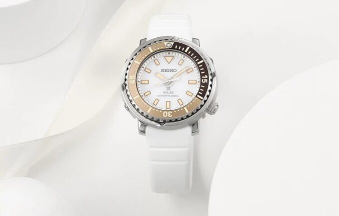 PROSPEX Series Solar Quartzes Christmas Limited White